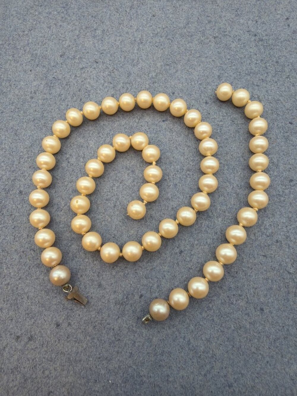 Faux Pearl Bead Strands 18 Inches Broken As Is Vintage Cream Classic Craft DIY